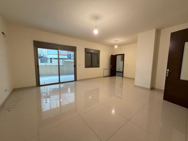 Apartment with a terrace for sale in Hazmieh, Baabda - photo 3