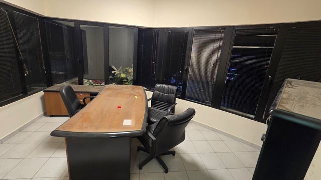 Furnished office for rent in Hazmieh, Baabda - photo 2