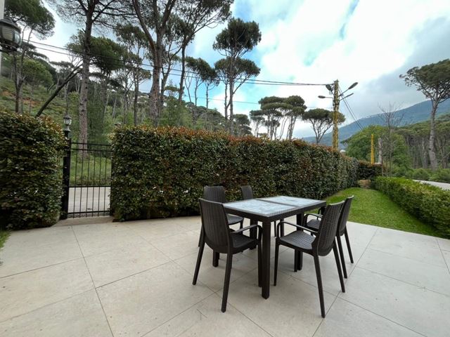 Apartment with a garden for sale in Baabdat, Metn