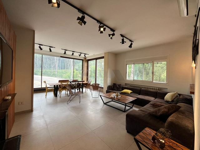 Apartment with a garden for sale in Baabdat, Metn - photo 3