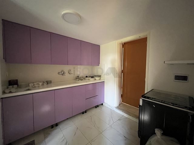 Apartment with a mountain view for rent in Baabdat, Metn - photo 3