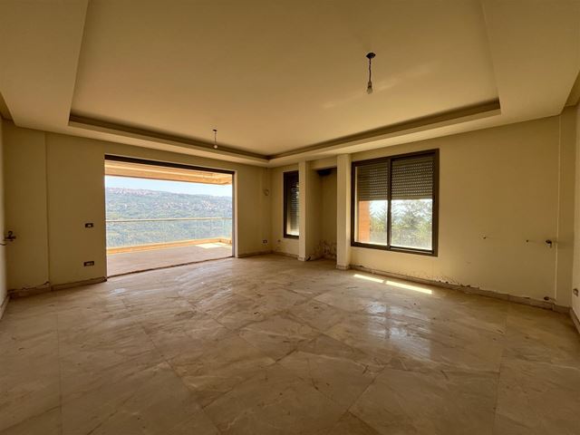 Apartment with a pool for sale in Bet Mery, Metn