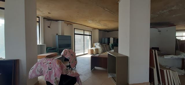 Office for rent in Bauchrieh, Metn
