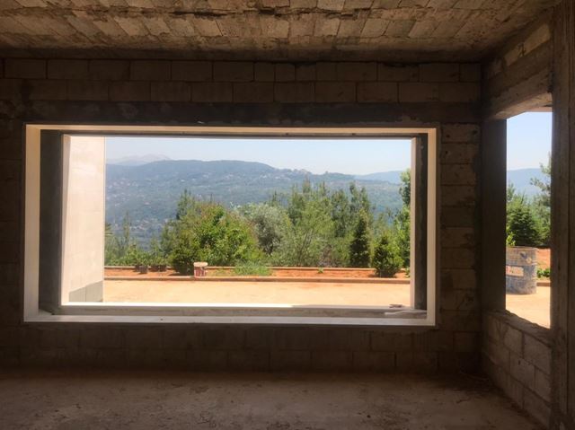 Apartment with a garden for sale in Baabdat, Metn - photo 3