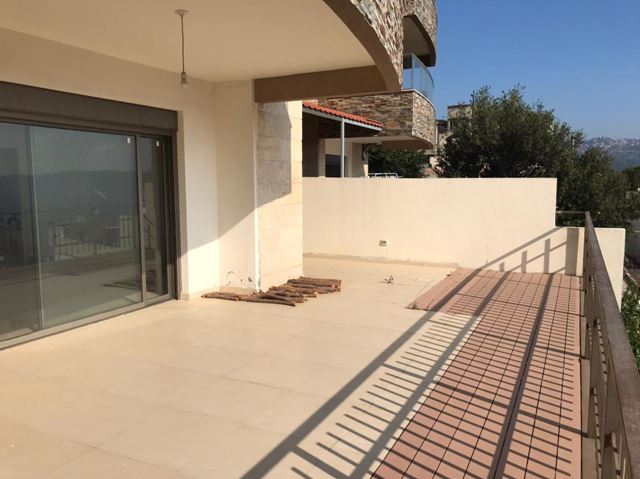 Apartment with a terrace for sale in Broumana, Metn
